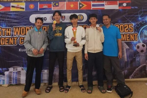 Siswa MAN 1 Pasuruan Sabet Medali Emas dan Perak di World Robotic for Peace 2025 Kuala Lumpur