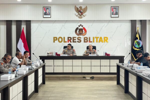 Cegah Tindak Kejahatan Polres Blitar Laksanakan Operasi Sikat Semeru 2025